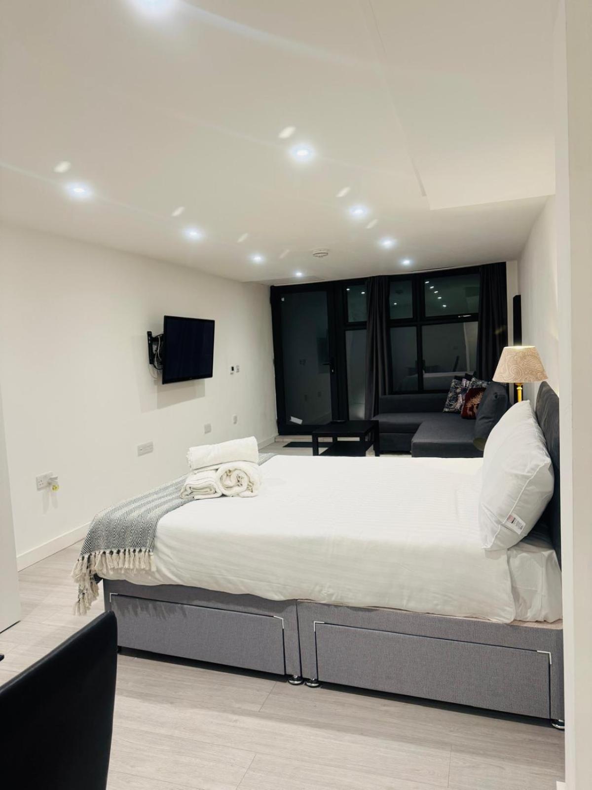 Large In Marylebone Apartment *
